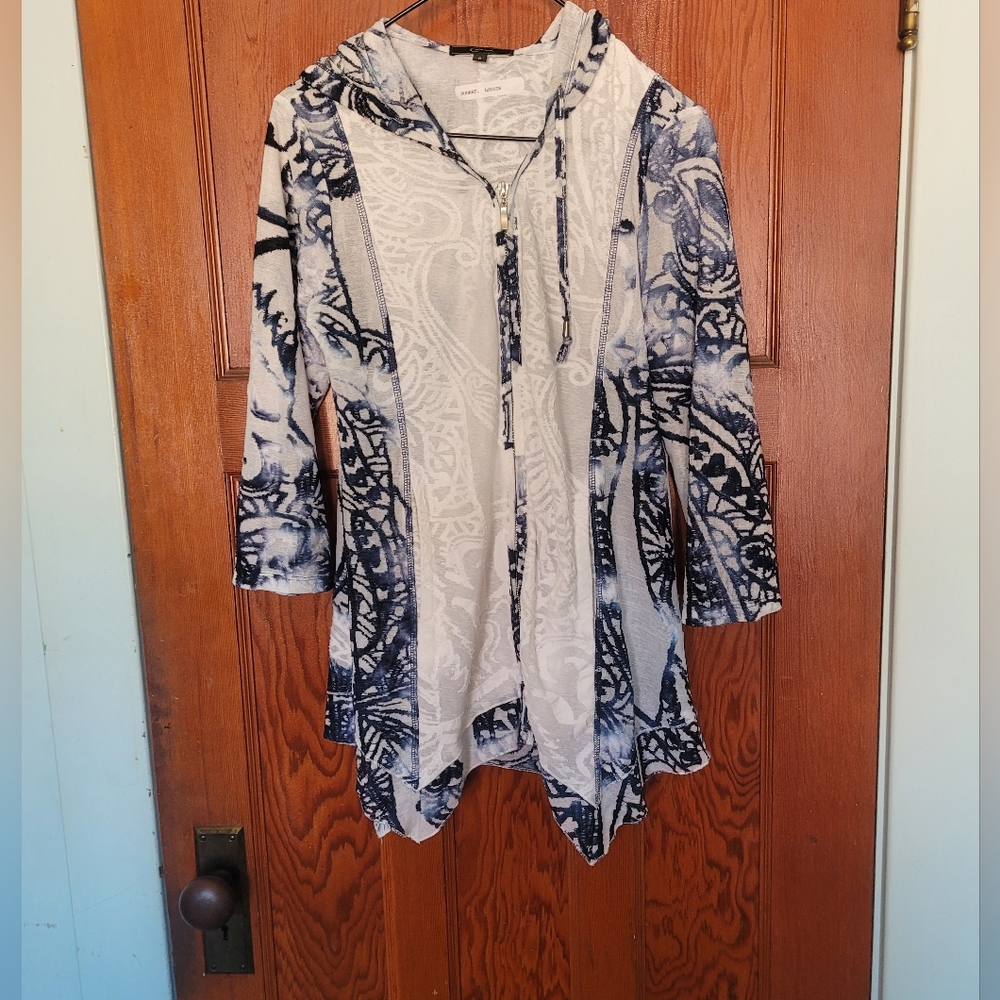 SOLD Cativa jacket - Picture 1 of 7
